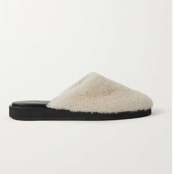 Revolve Magda Butyrm Shearling Slippers, size 39 - Picture 1 of 13